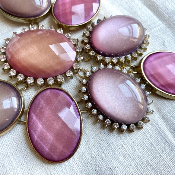 1959s Pink Bib Costume Necklace - Picture 2 of 4